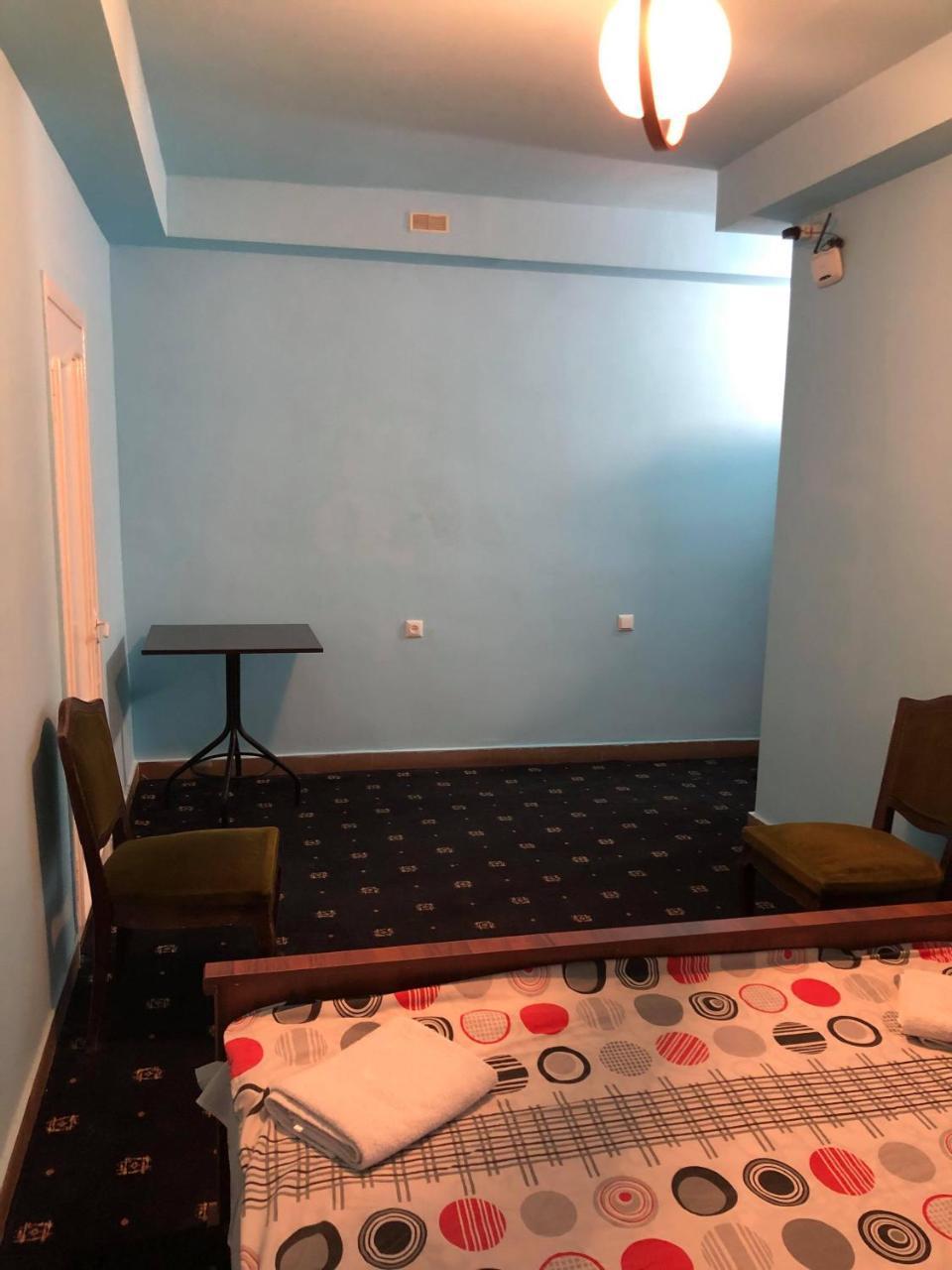 Best Hostel Republic Square Yerevan Luaran gambar