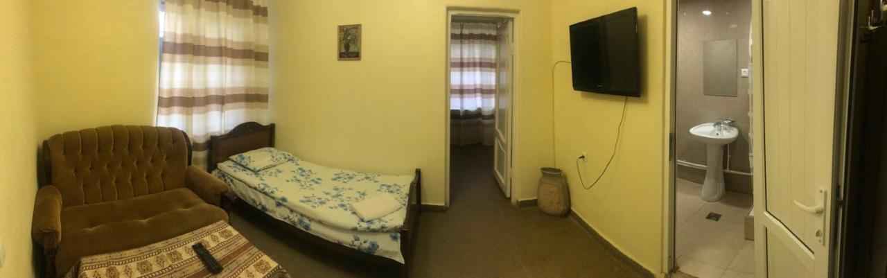 Best Hostel Republic Square Yerevan Luaran gambar