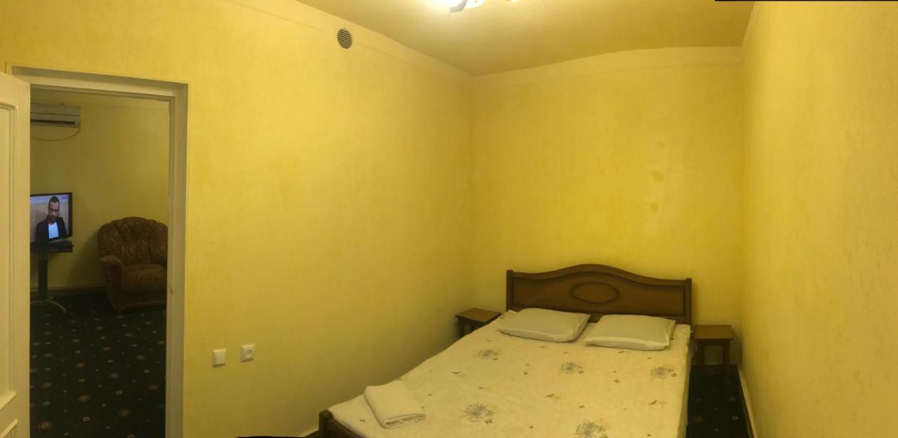 Best Hostel Republic Square Yerevan Luaran gambar