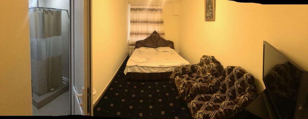 Best Hostel Republic Square Yerevan Luaran gambar