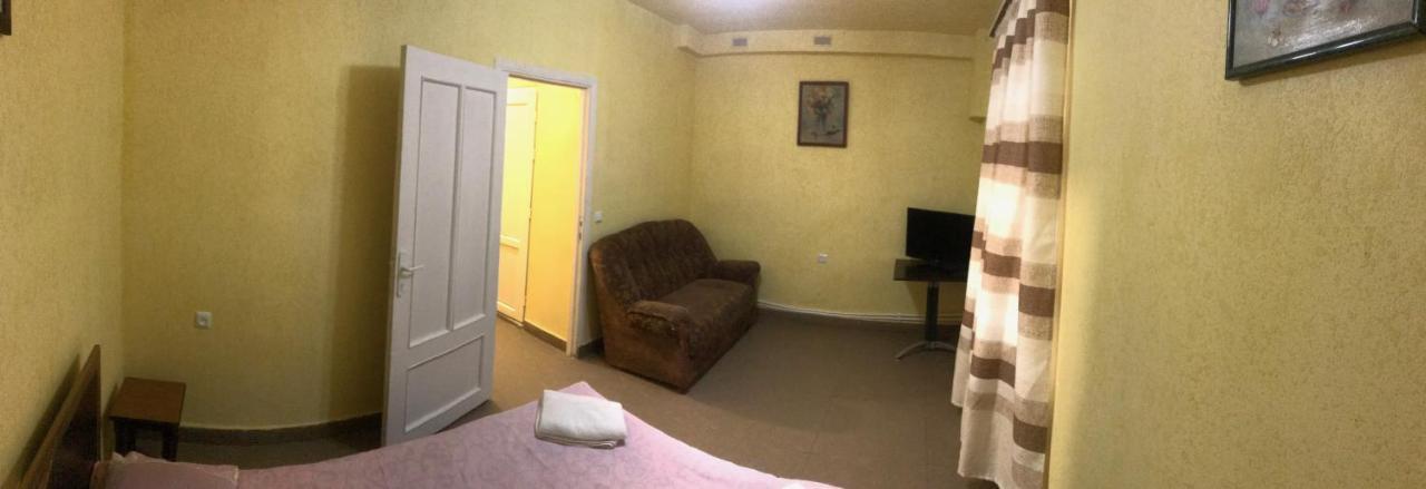 Best Hostel Republic Square Yerevan Luaran gambar